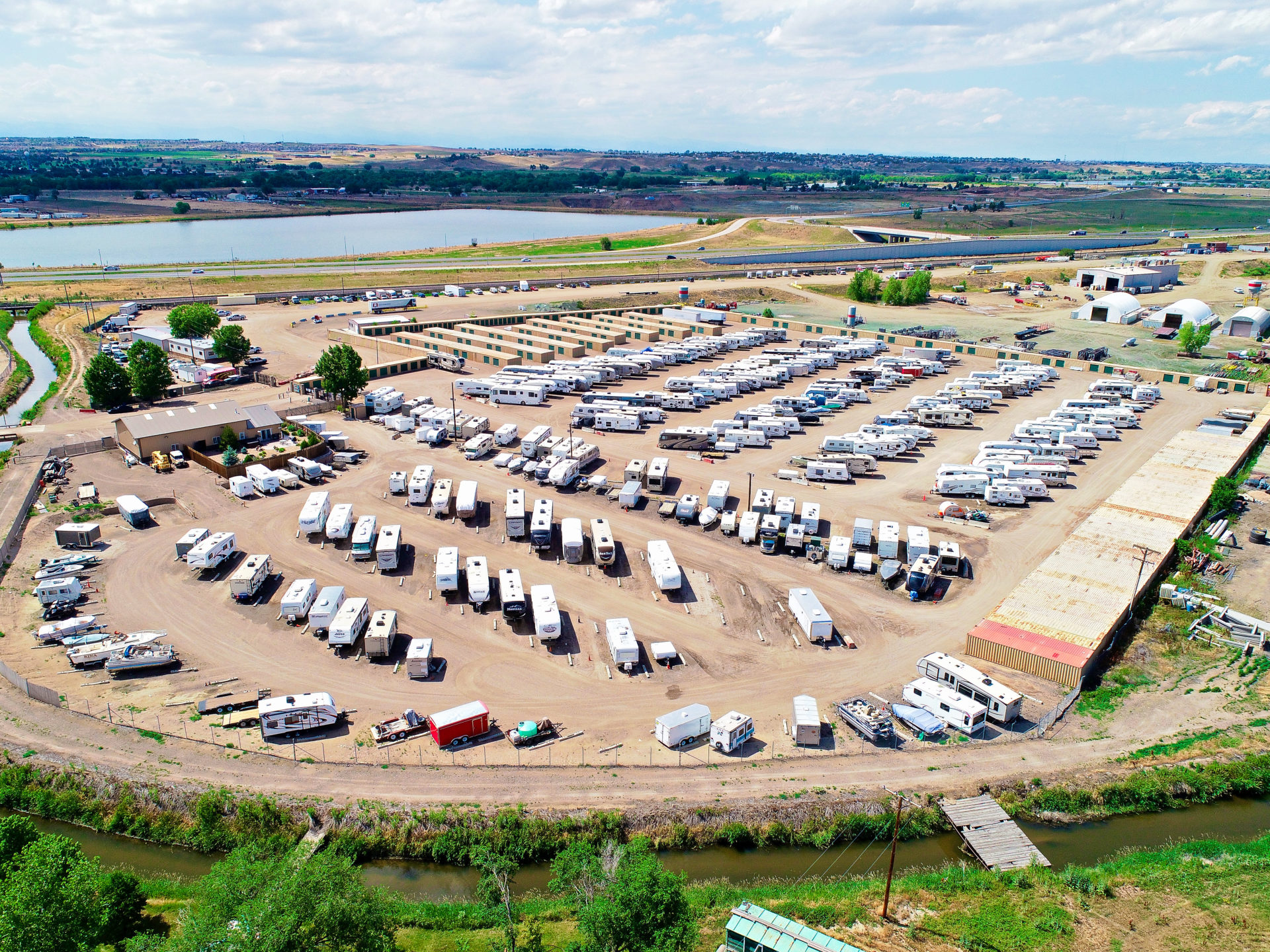 The LeClaire Group of Marcus & Millichap Sells Henderson RV and Mini