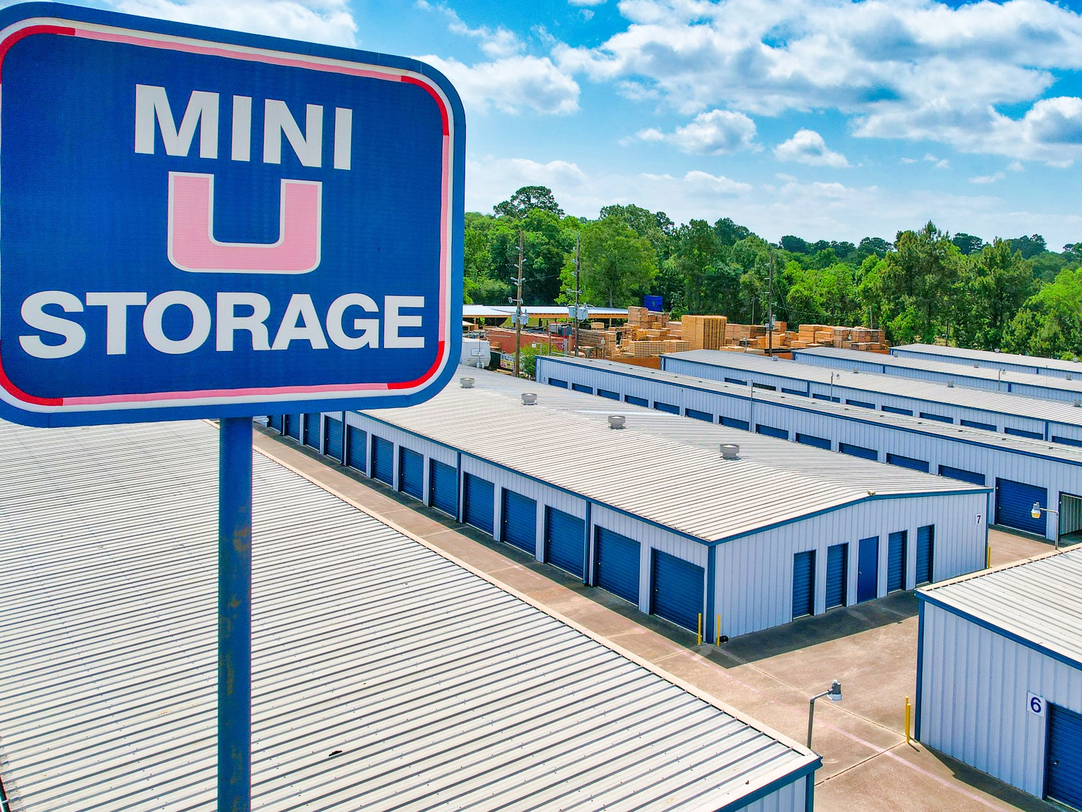 mini-u-storage-kingwood-texas-houston-msa-the-leclaire-schlosser